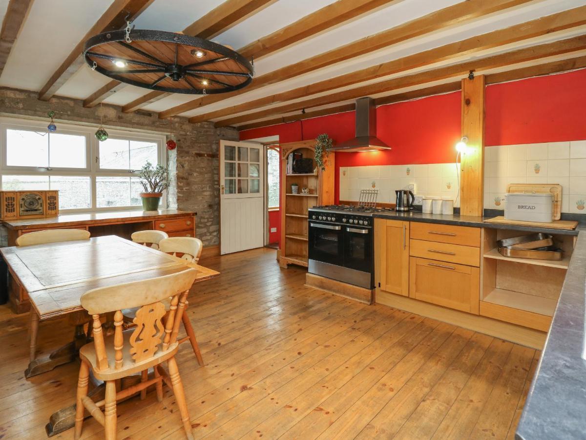 The Farmhouse Ciliau Aeron Exterior photo